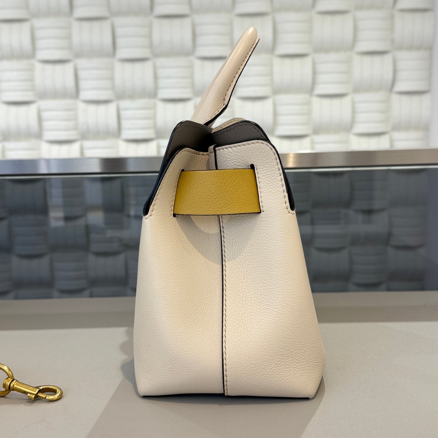 Burberry - The Belt Bag - Leather - Beige - (medium)