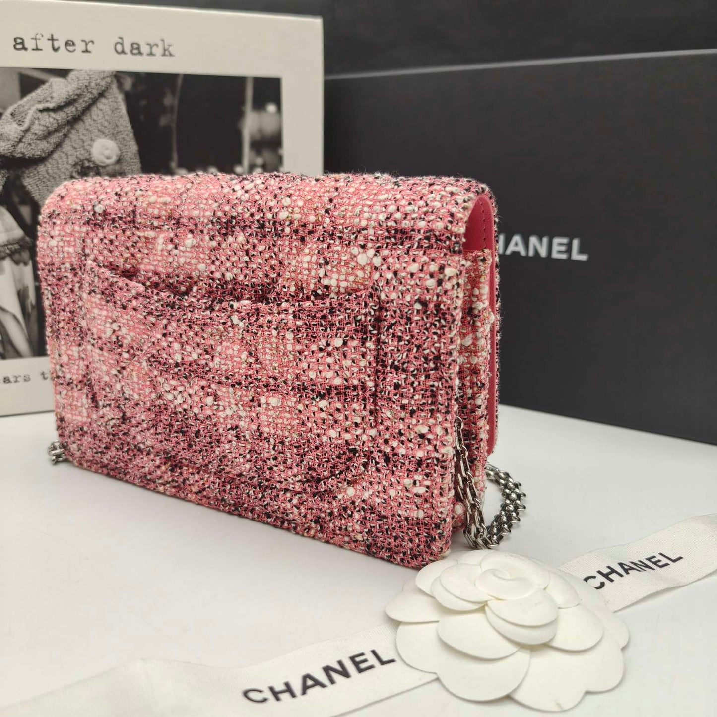Chanel - 2.55 Reissue Wallet On Chain (WOC) - Tweed - Pink with Multicolour - (mini)
