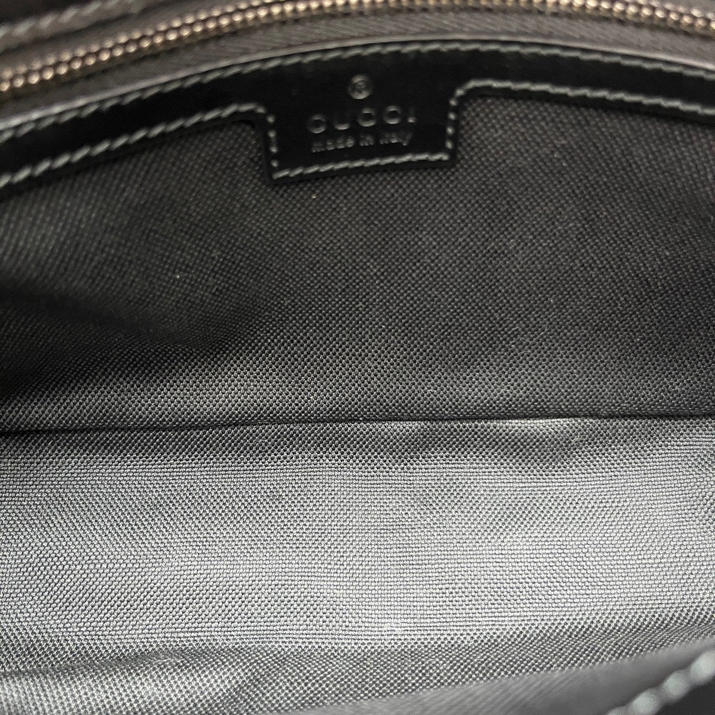 Gucci - GG Marmont Matelassé Shoulder Bag - Leather - Black - (medium)