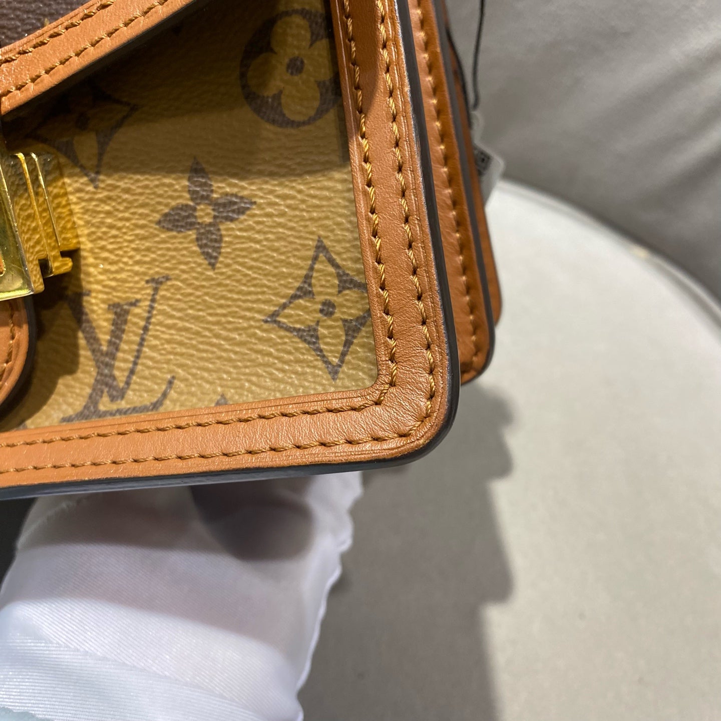 Louis Vuitton - Dauphine Small - Monogram coated canvas with natural cowhide leather trim and microfiber lining - Brown - (small)