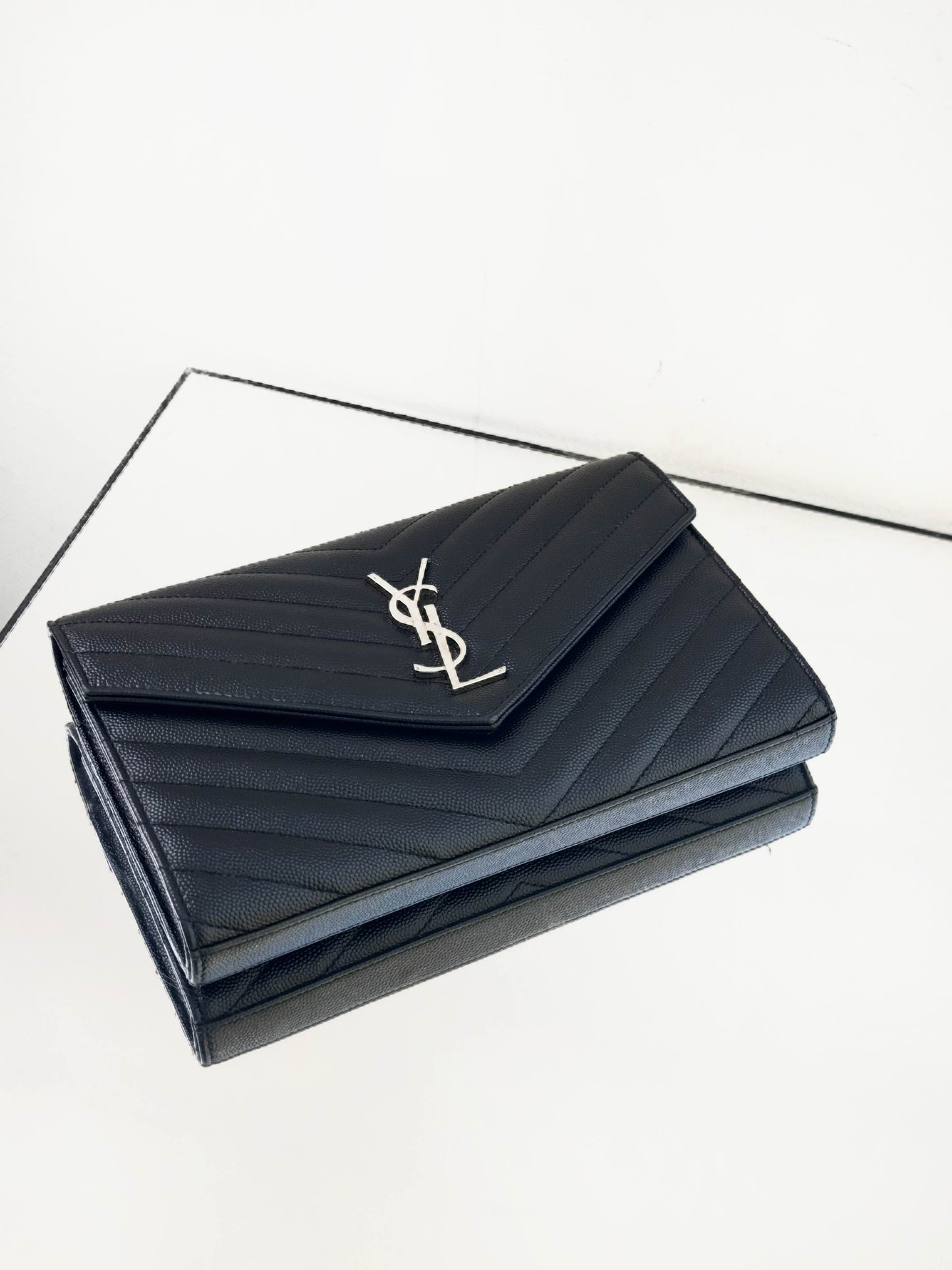 Saint Laurent - Monogram Envelope Chain Bag - Grain Leather - Black - (medium)