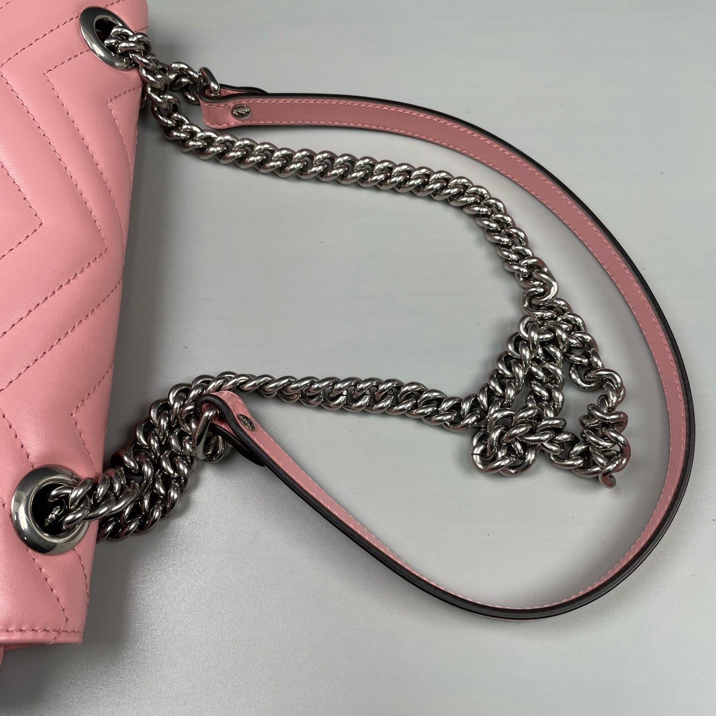 Gucci - GG Marmont Matelassé Shoulder Bag - Leather - Pink - (Medium)