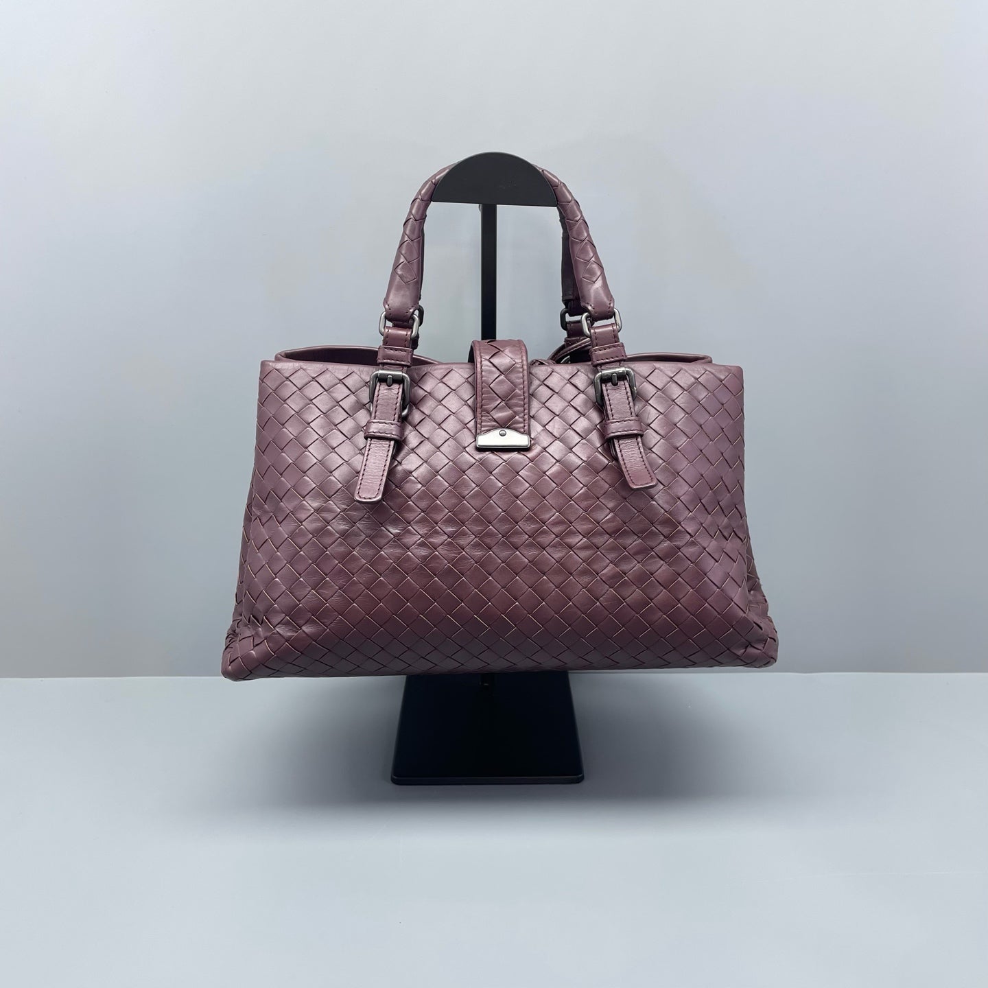 Bottega Veneta - Roma Woven Handbag - Leather - Burgundy - (Medium)