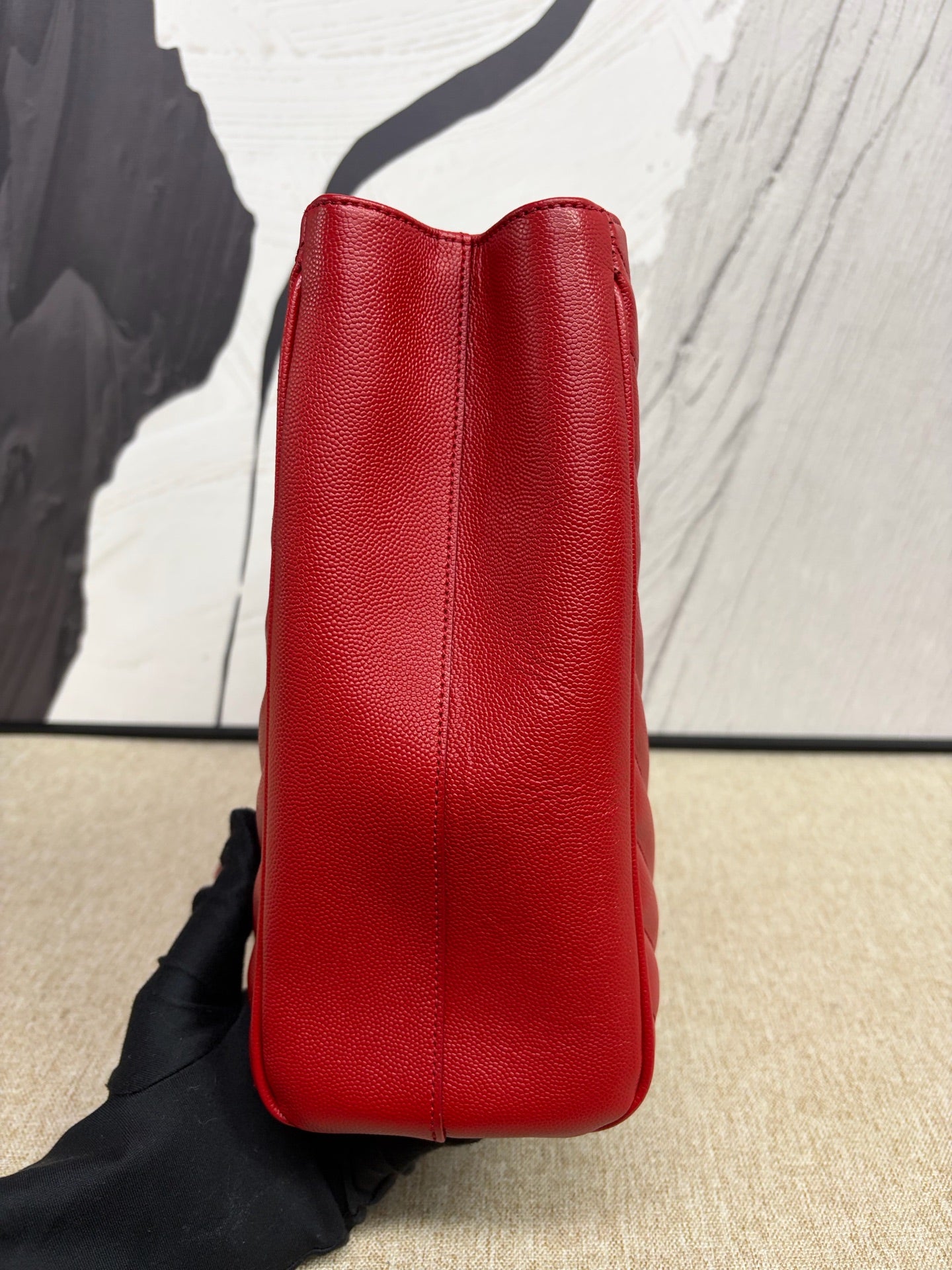 Saint Laurent - Shopping Bag Large with Chevron Quilting - Pebbled leather - Red with Gold-Tone Hardware - (large)