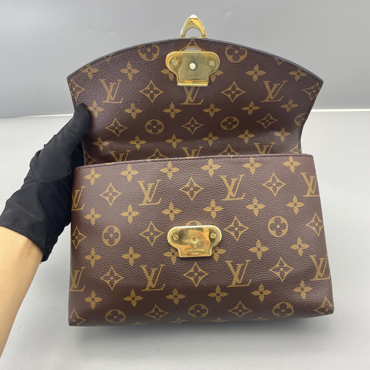 Louis Vuitton - Saint Placide - Monogram coated canvas with grained leather trim - Brown - (medium)