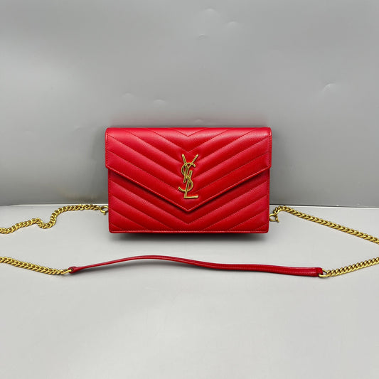 Saint Laurent - Monogram Envelope Small Bag - Grained calfskin leather - Red with Gold-Tone Hardware - (Small)