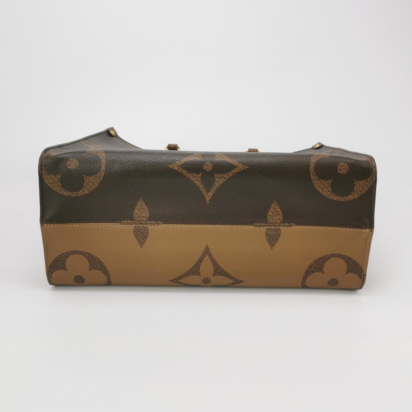 Louis Vuitton - Onthego MM - Coated Canvas and Leather - Brown - (medium)