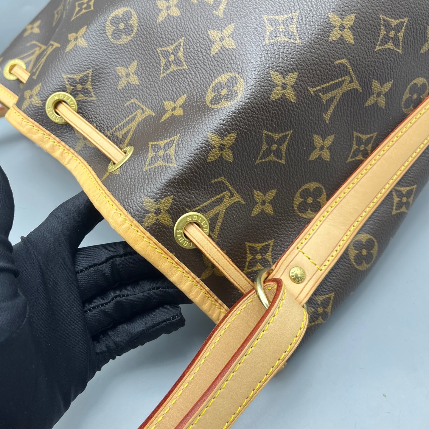 Louis Vuitton - Noe - Monogram coated canvas and Vachetta leather - Brown - (Medium)
