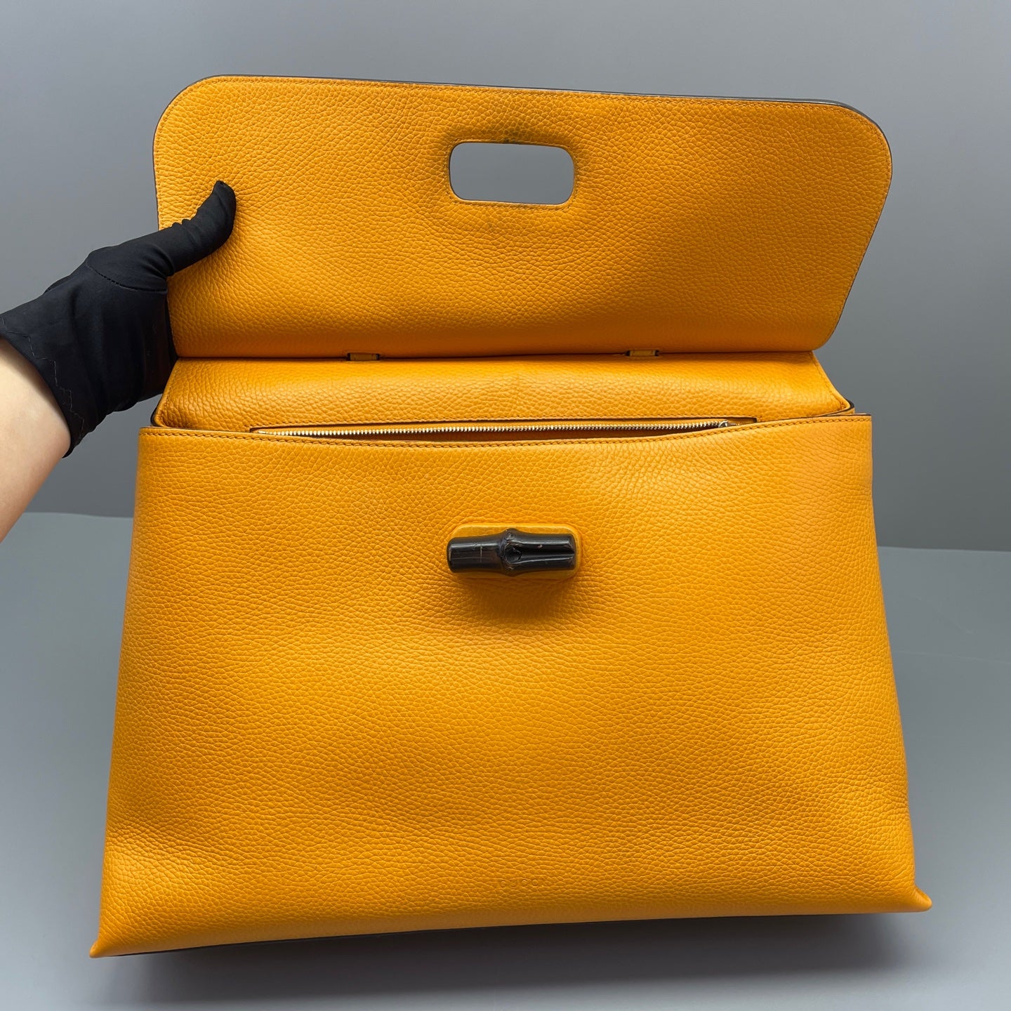 Gucci - Bamboo Top Handle Handbag - Grained leather - Yellow - (medium)