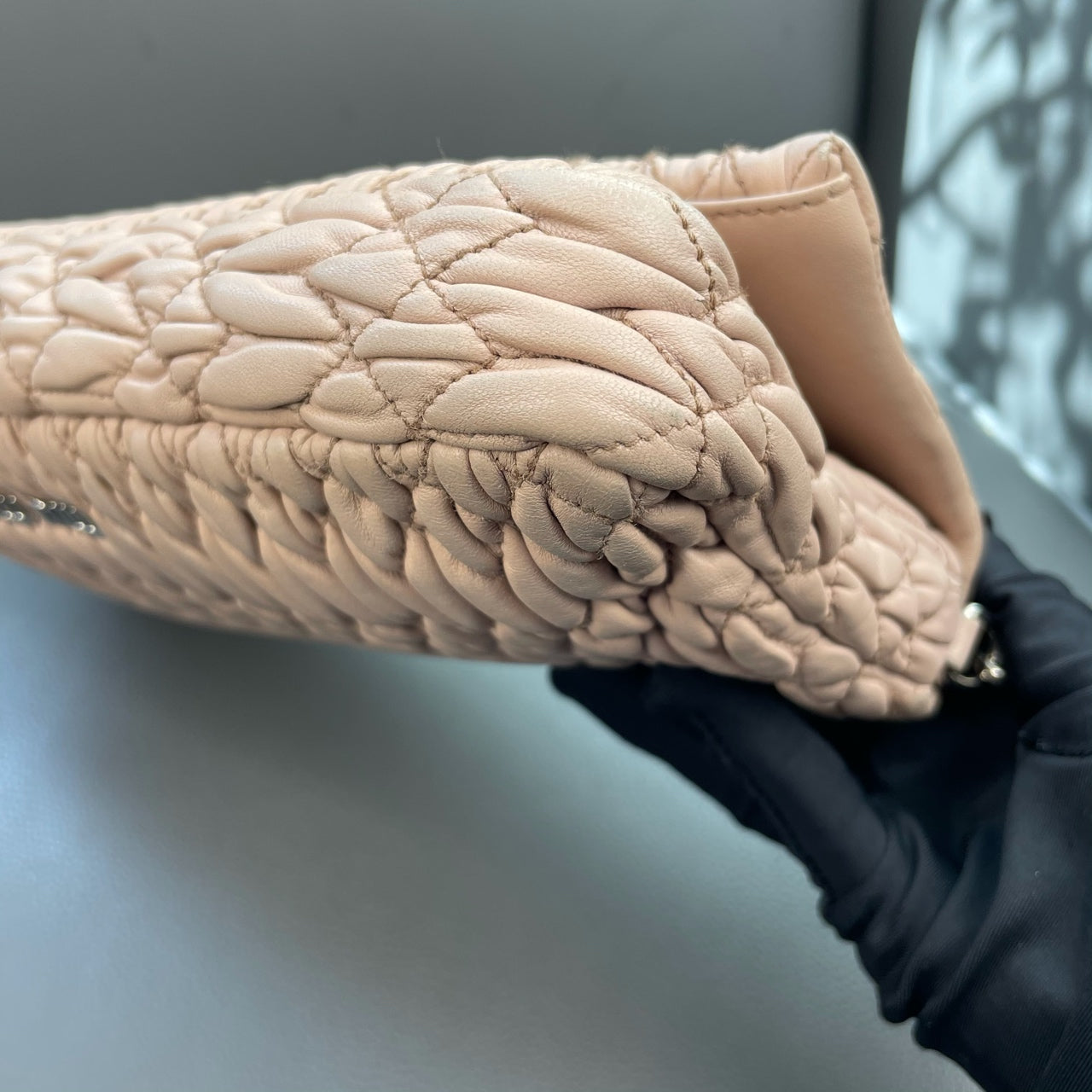 Miu Miu - Crystal Series Matelassé Shoulder Bag - Lambskin leather - Beige - (mini)