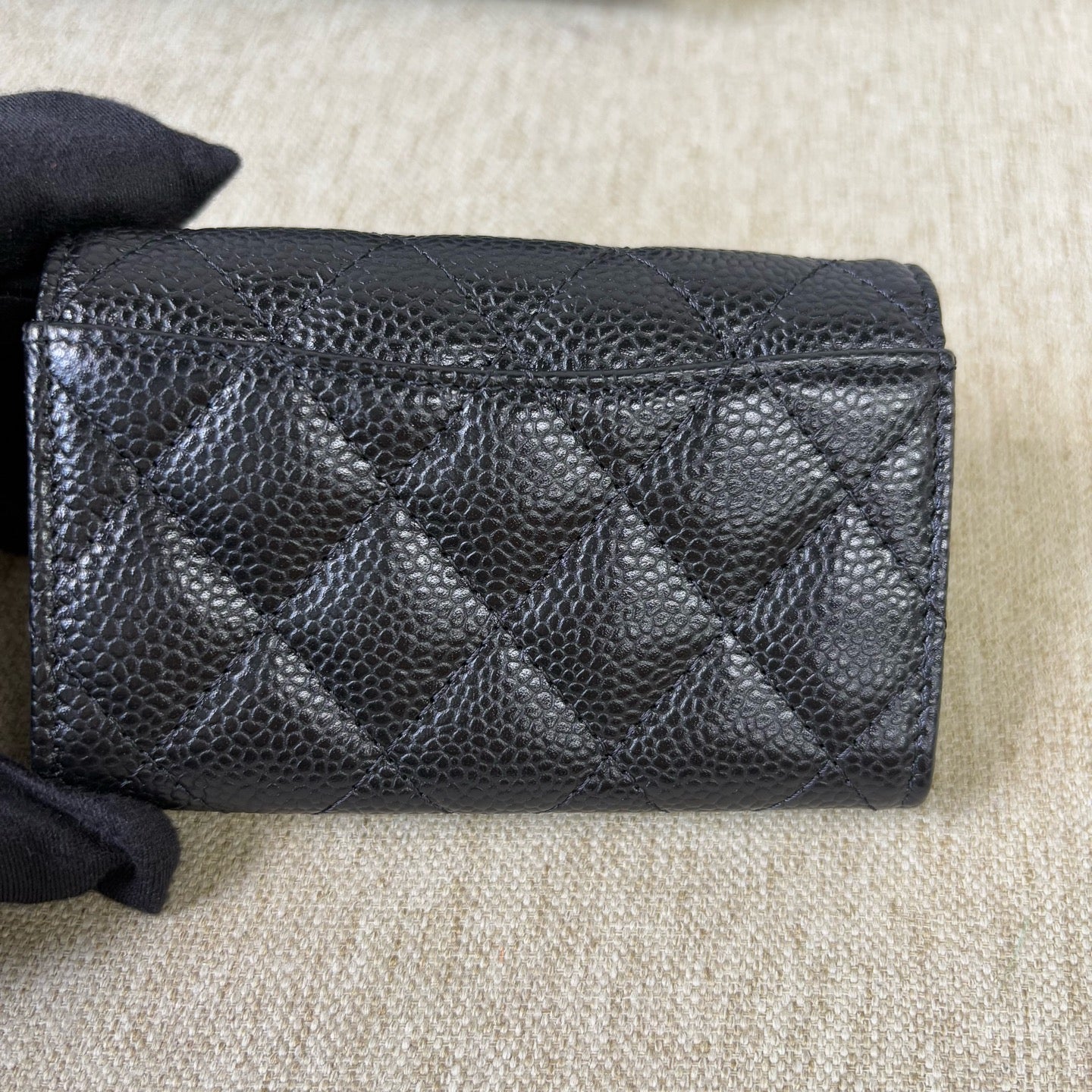 Chanel - Classic Flap Card Holder - Grained Calfskin Leather - Black with Silver-Tone Hardware - (mini)