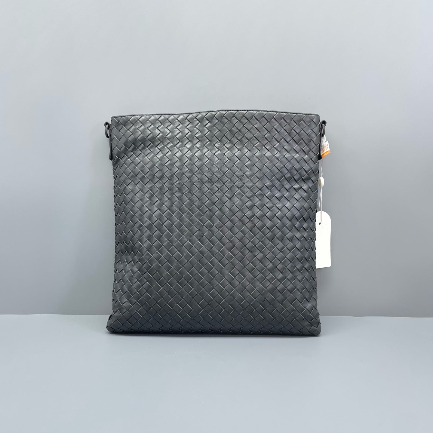 Bottega Veneta - Intrecciato Shoulder Bag - Leather - Grey - (medium)