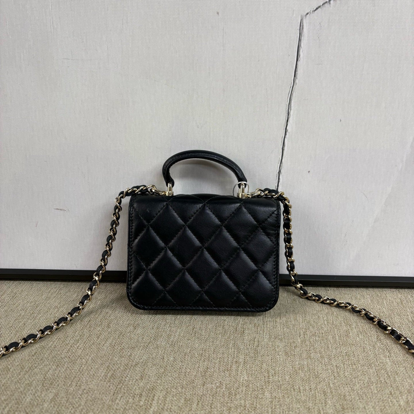 Chanel - Mini Handle Flap Bag - Lambskin leather - Black - (mini)