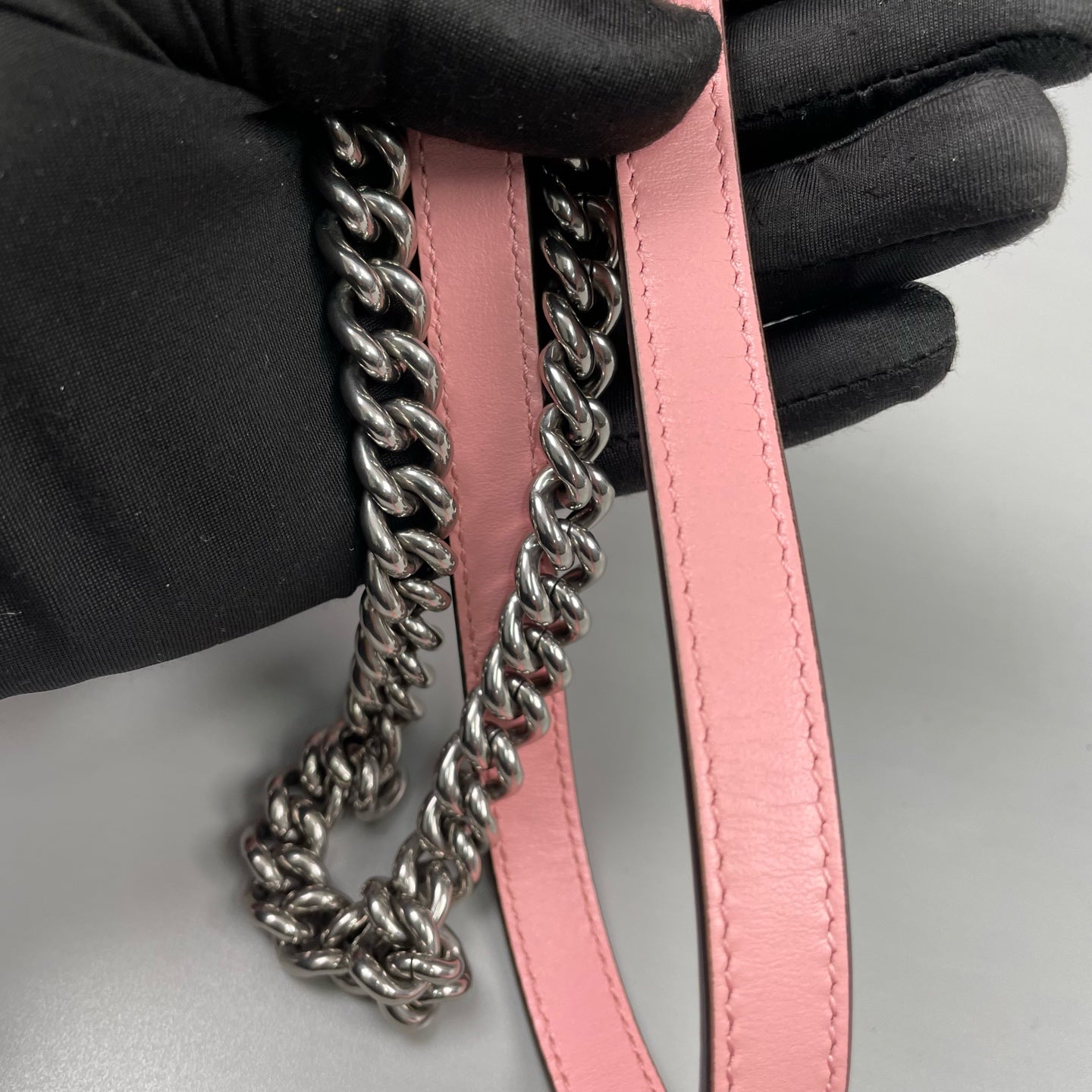 Gucci - GG Marmont Matelassé Shoulder Bag - Leather - Pink - (Medium)