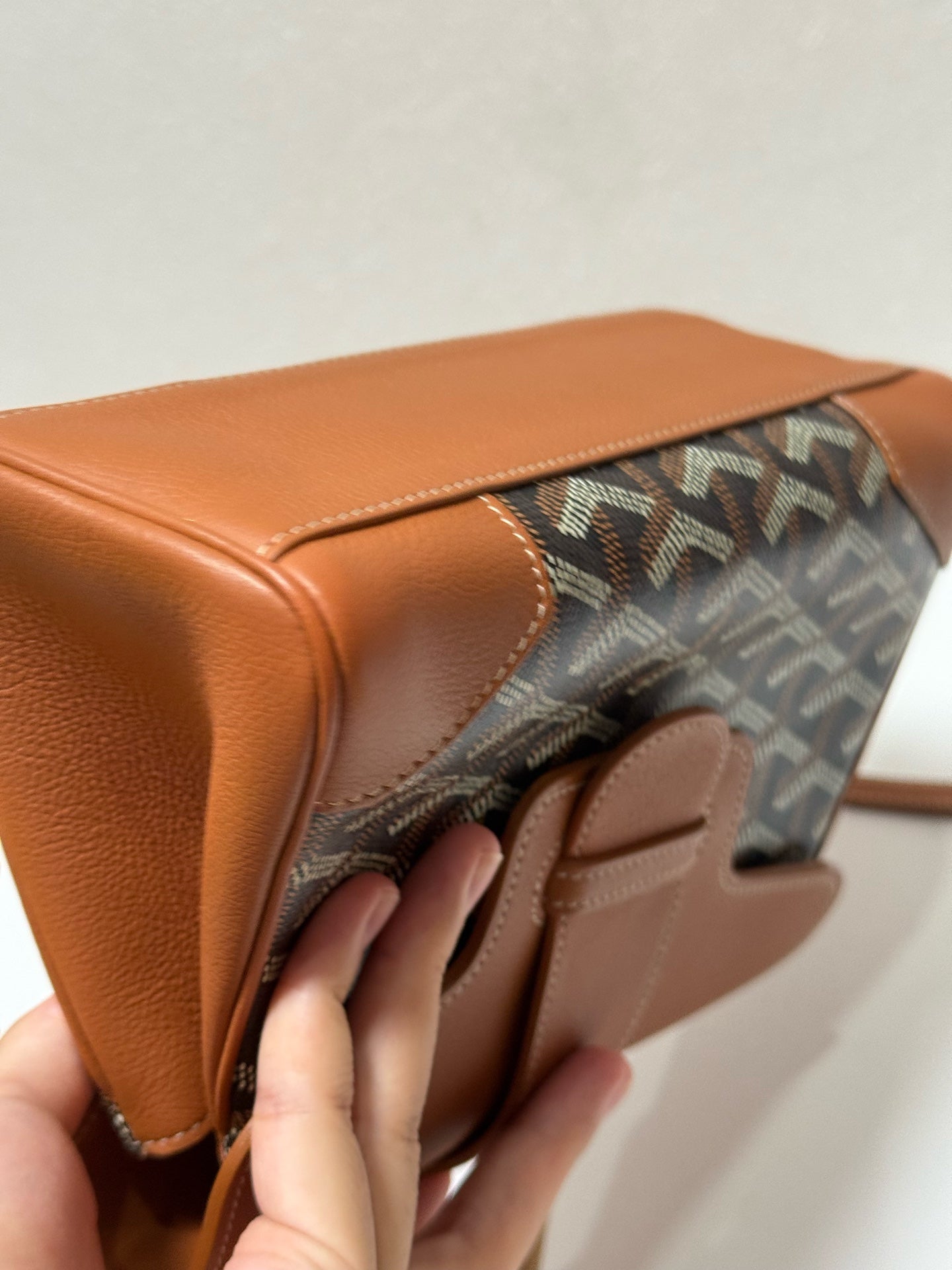 Goyard - Saïgon Mini Souple - Goyardine canvas with leather trim and wooden handle - Caramel and Brown - (mini)