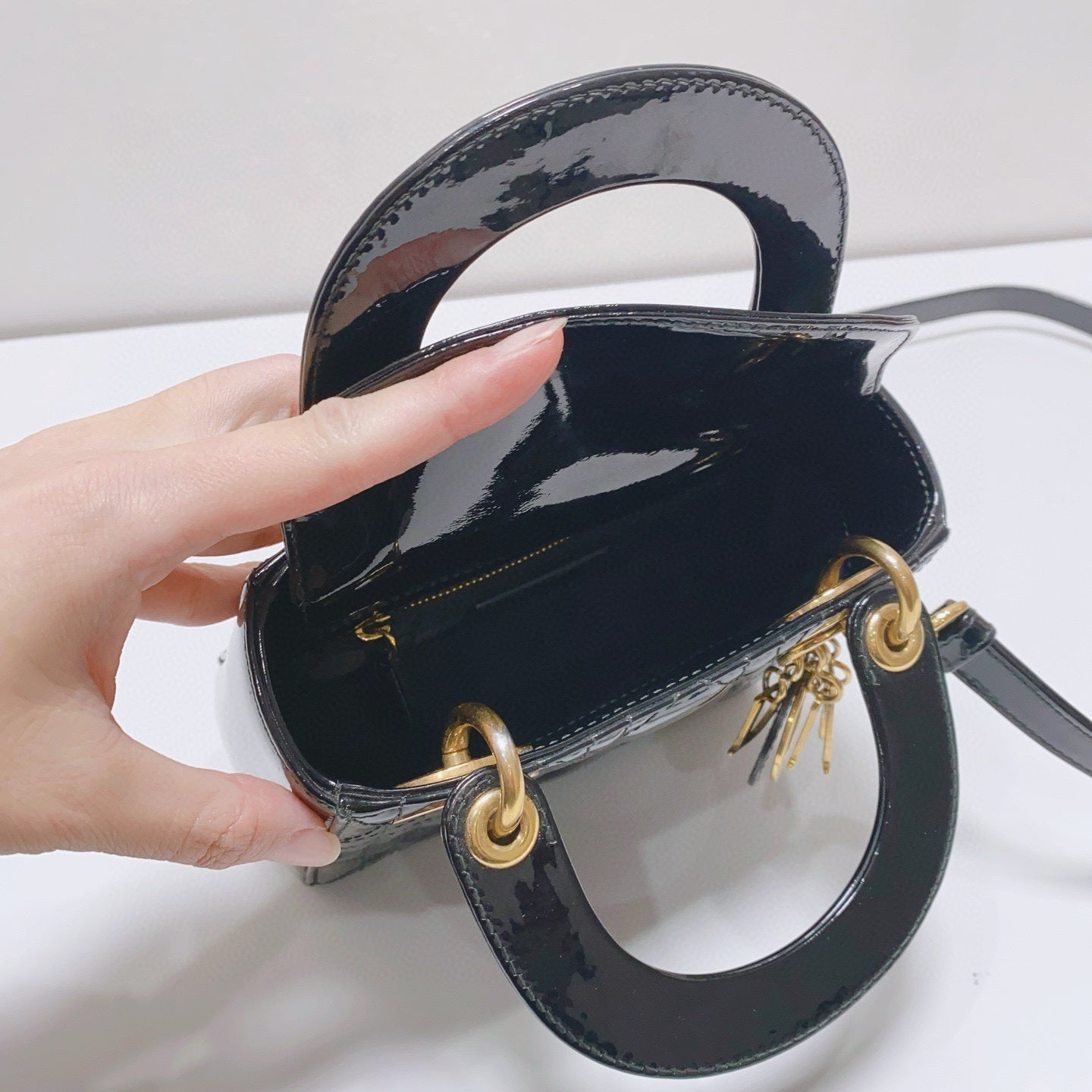 Dior - Lady Dior Mini - Patent leather - Black - (Mini)