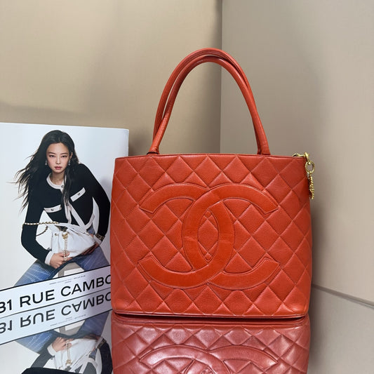 Chanel - Hilton Tote - Caviar leather - Orange - (medium)
