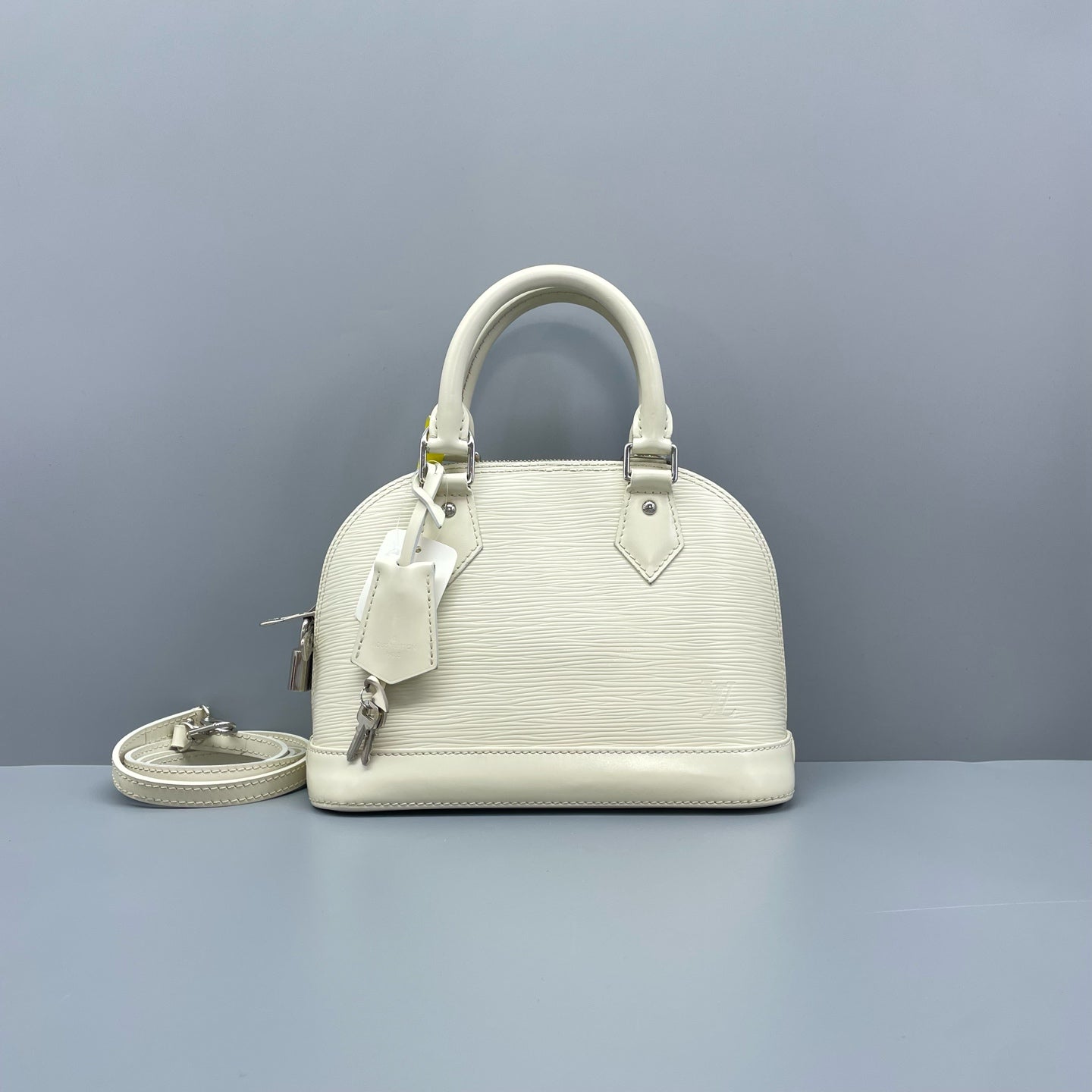 Louis Vuitton - Alma BB - Epi leather - White - (mini)