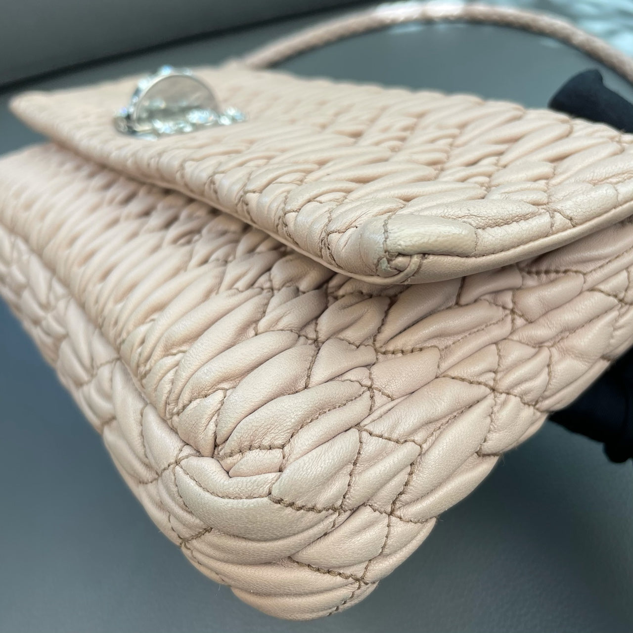 Miu Miu - Crystal Series Matelassé Shoulder Bag - Lambskin leather - Beige - (mini)