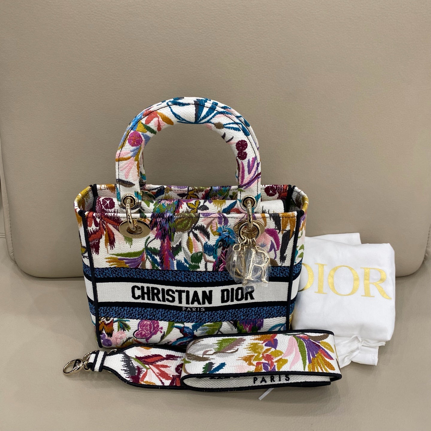Dior - Lady Dior - Embroidered Canvas - Multicolour - (Medium)