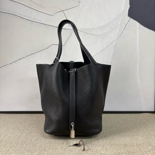 Hermès - Picotin Lock 22 - Togo leather - Black - (Medium)