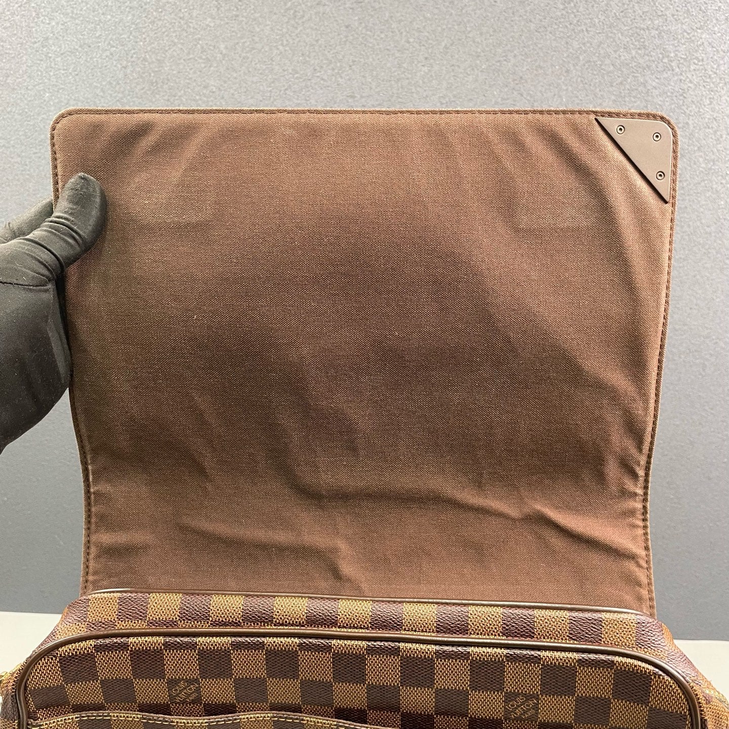 Louis Vuitton - District PM Messenger Bag - Damier Ebene coated canvas with leather trim - Brown - (medium)