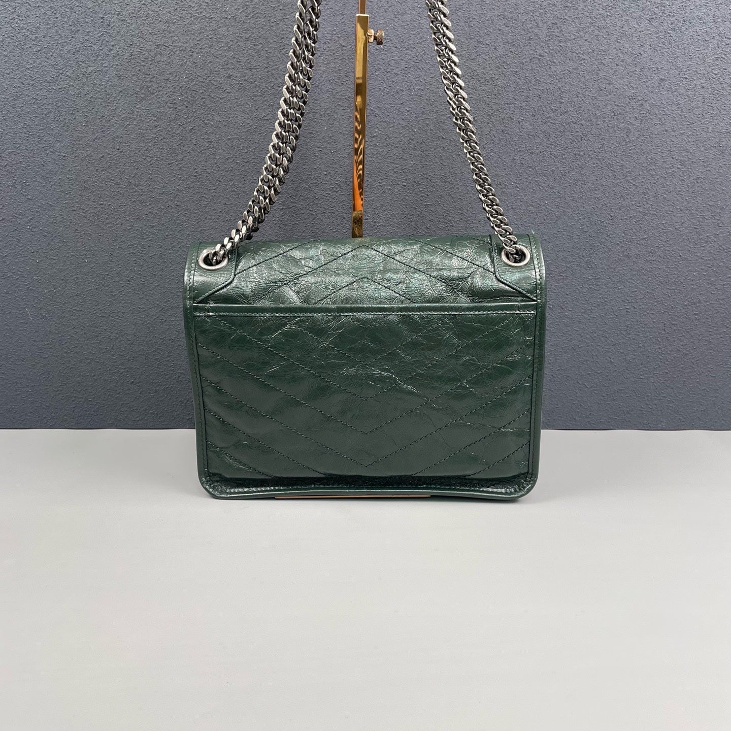 Saint Laurent - Niki Medium Chain Bag - Distressed calfskin leather - Green - (Medium)