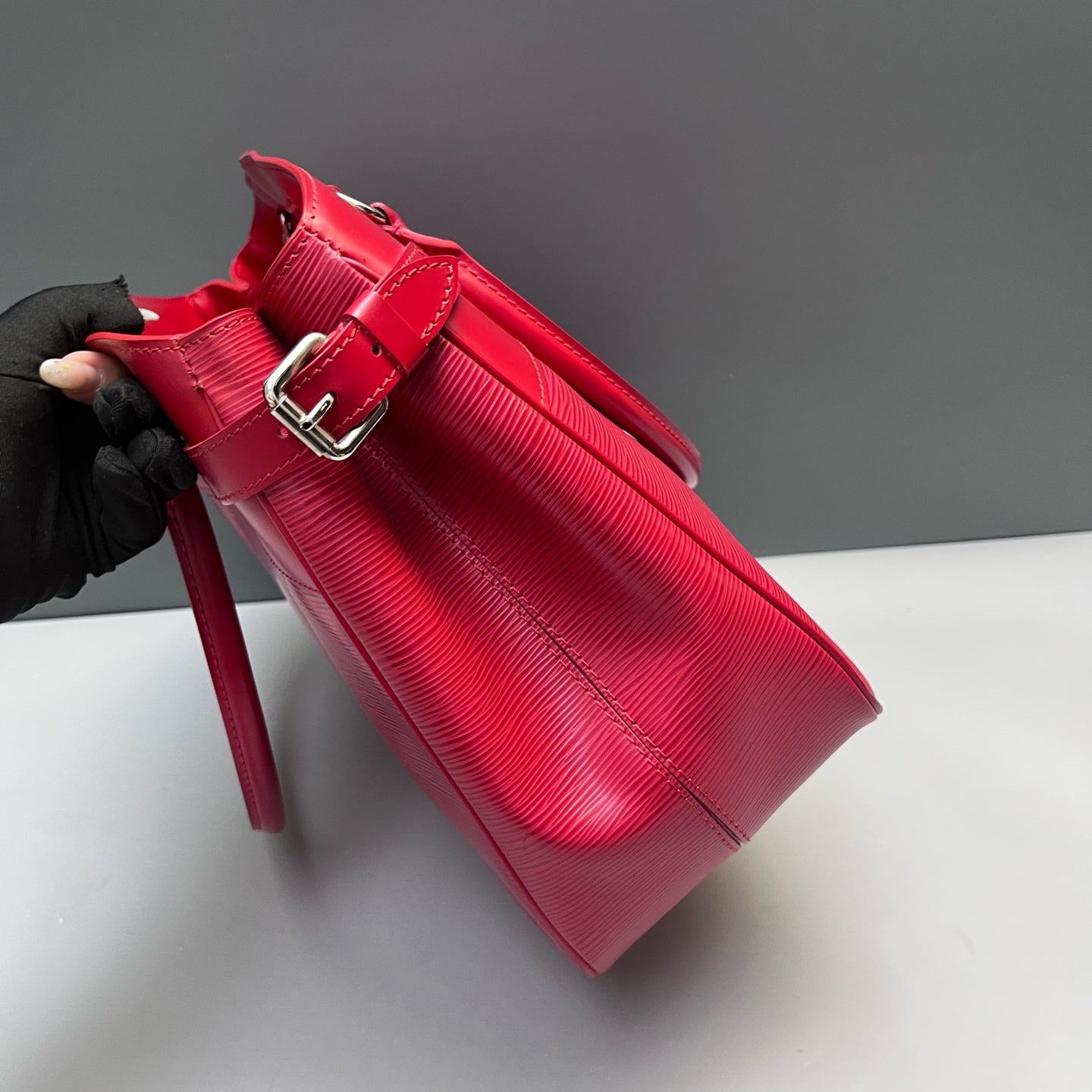 Louis Vuitton - Pont-Neuf Handbag - Epi leather - Red - (large)