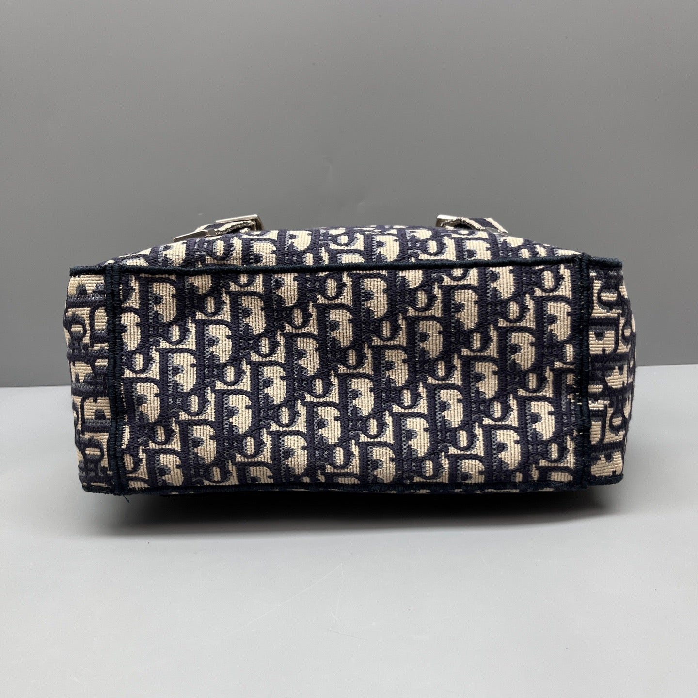 Dior - Camp Messenger Bag - Embroidered jacquard canvas - Navy and Beige - (Medium)