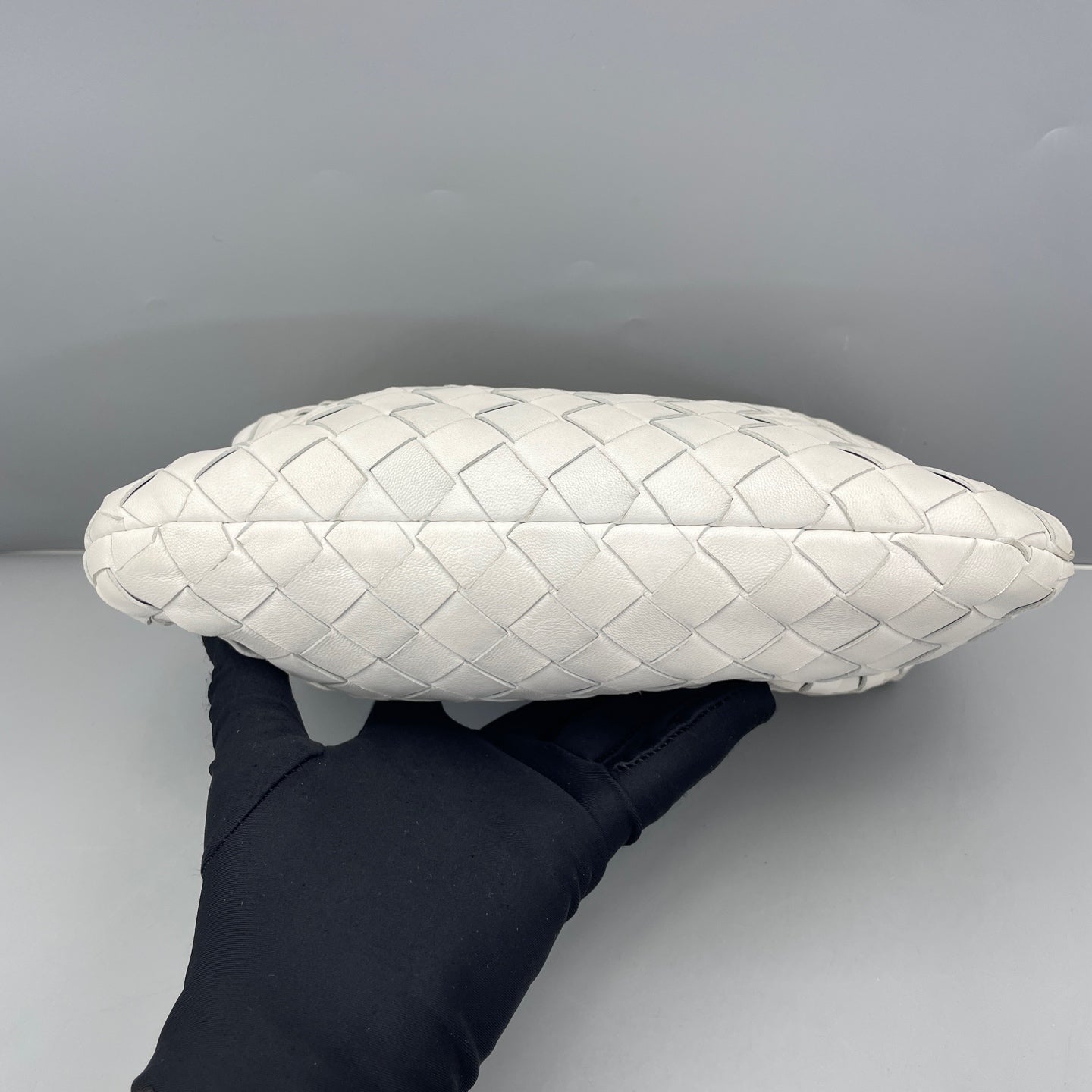 Bottega Veneta - Mini Jodie - Lambskin leather - White - (mini)