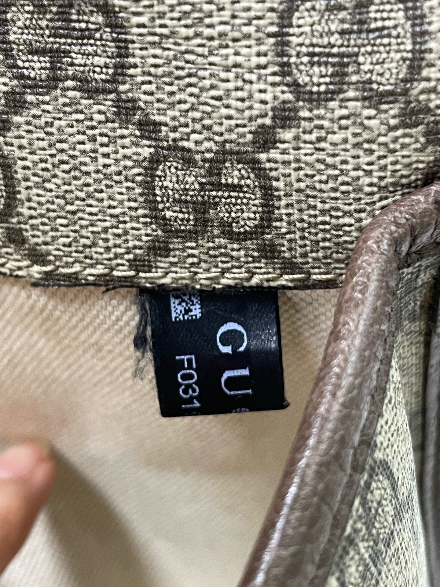 Gucci - Tiger Head Belt Bag 031 - GG Supreme canvas with leather trim - Beige and Brown with Red and Green Web Stripe - (mini)