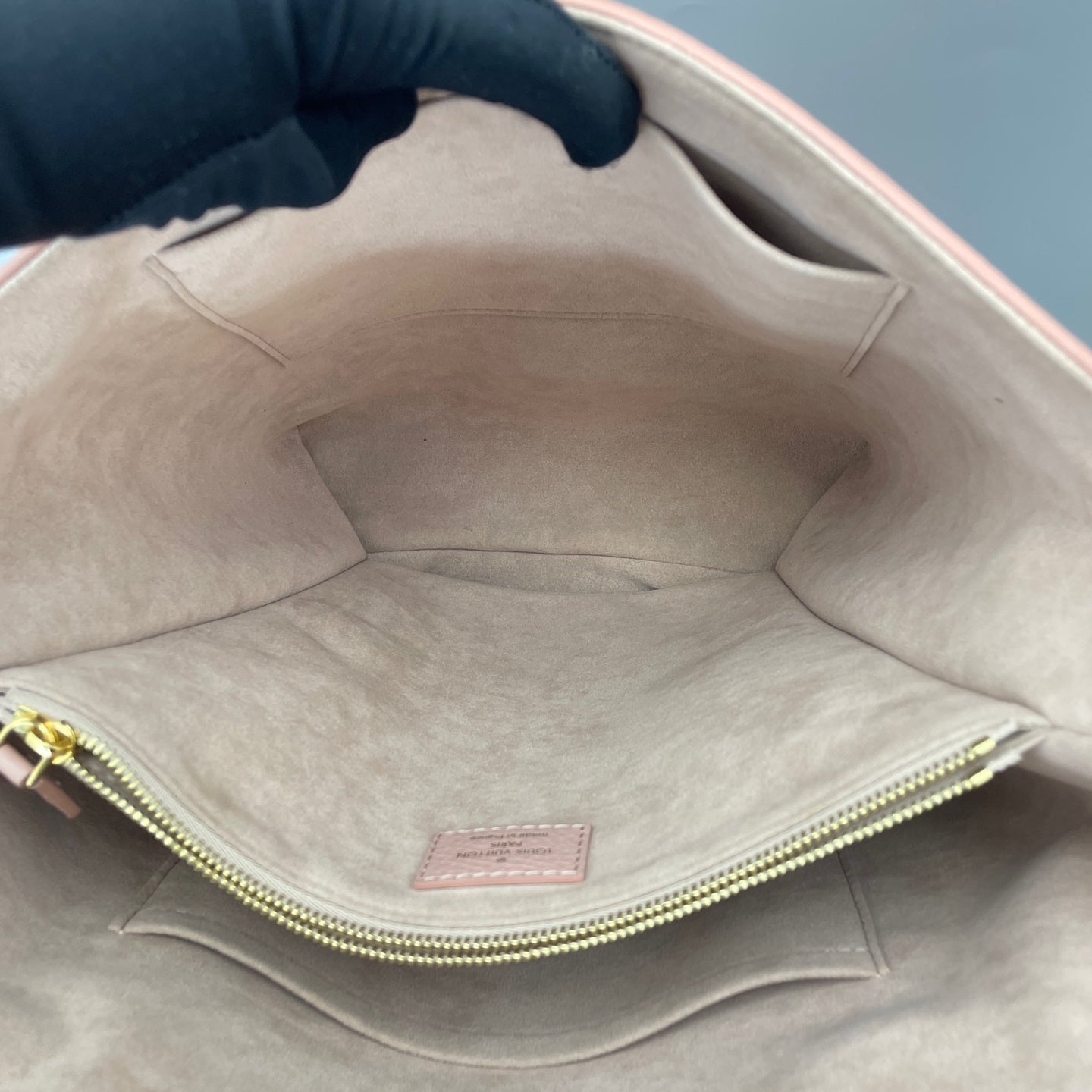 Louis Vuitton - Lockme Flap Tote - Grained leather - Pink - (Medium)