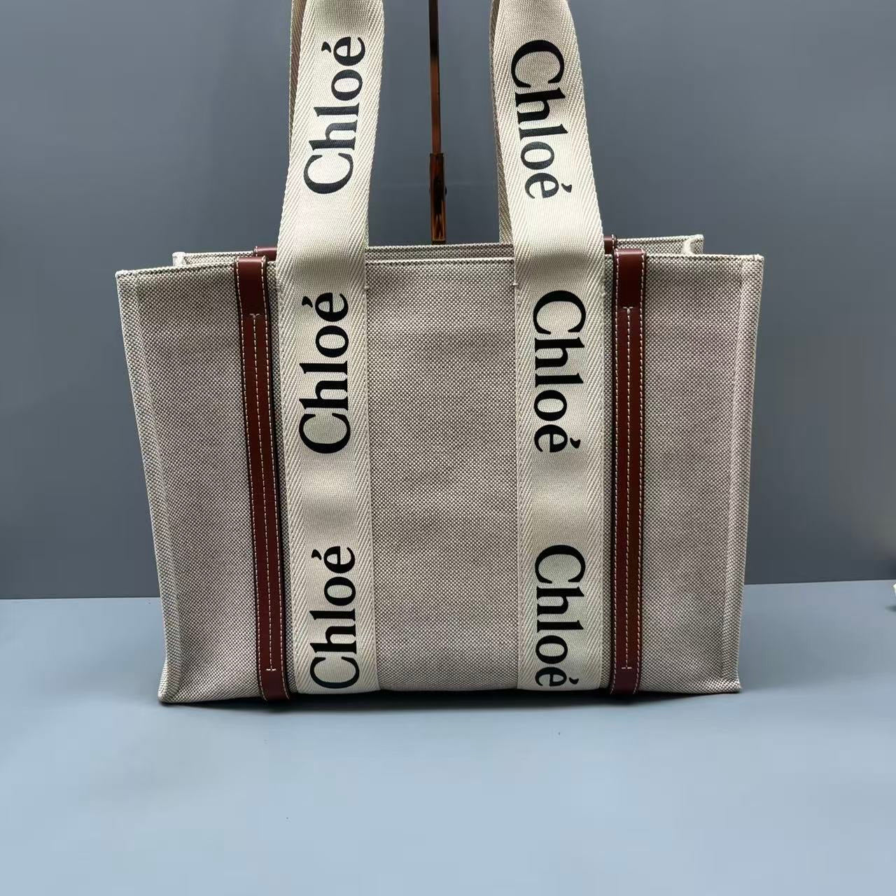 Chloe - Woody Tote Bag - Canvas with Leather Trim - Beige and Brown - (medium)