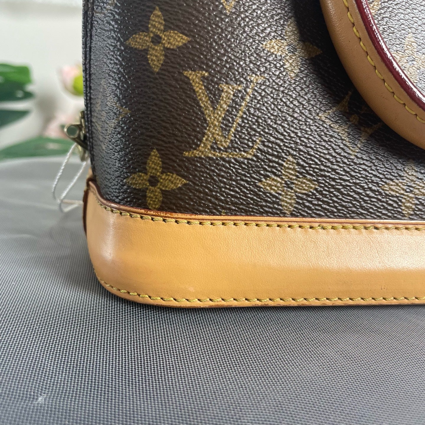 Louis Vuitton - Alma BB - Monogram coated canvas with Vachetta leather trim - Brown - (mini)