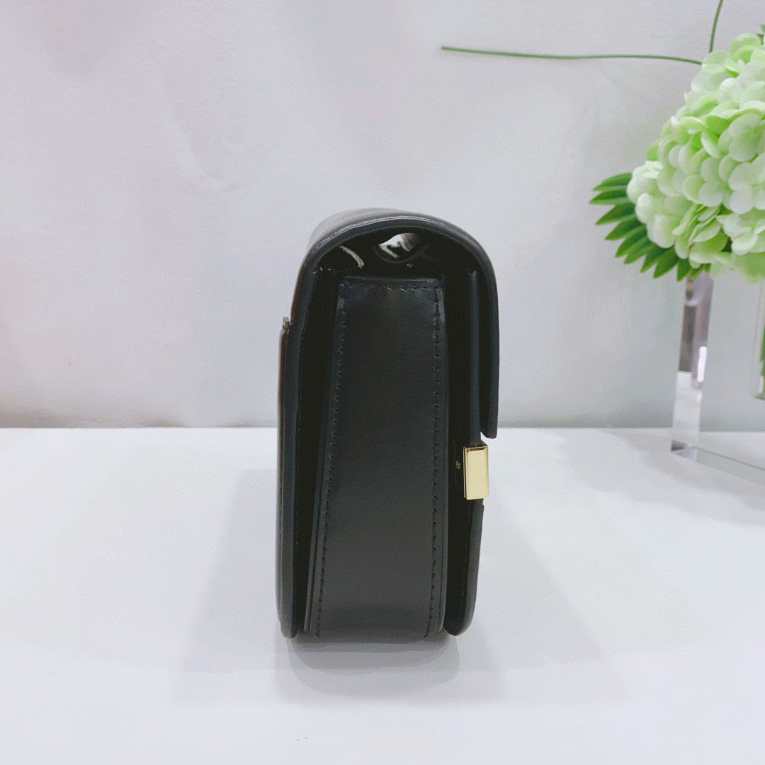 Louis Vuitton - ORSAY - Leather - Black - (medium)