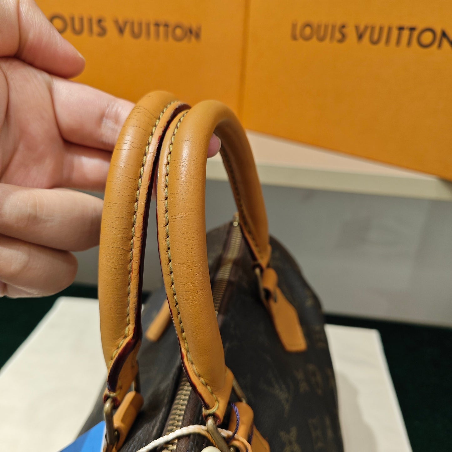 Louis Vuitton - Speedy 25 - Monogram coated canvas with Vachetta leather trim - Brown - (Small)