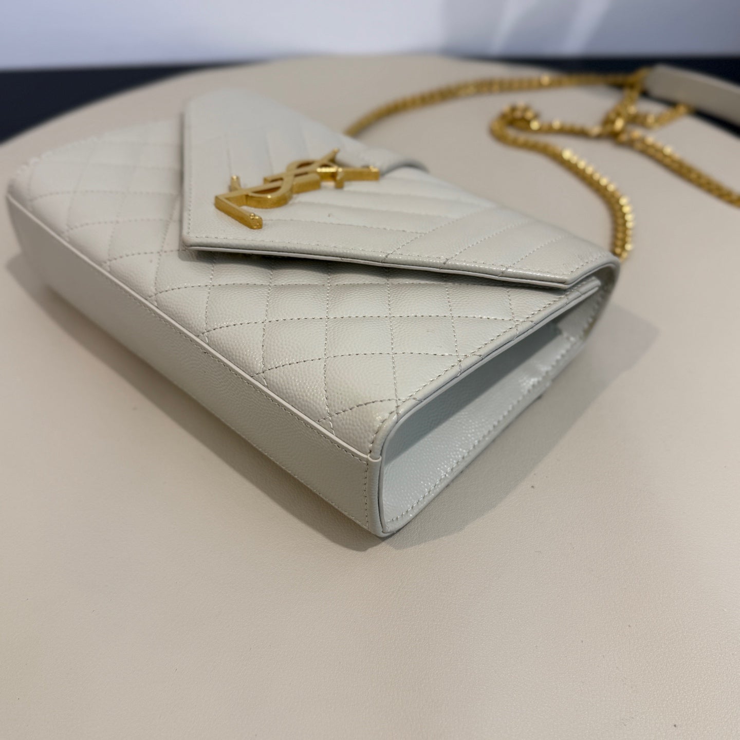 Saint Laurent - Envelope Wallet-on-Chain (WOC) - Caviar leather - White - (Small)