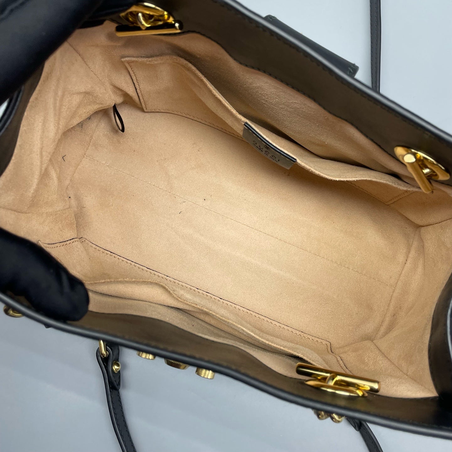 Gucci - Padlock Small GG Supreme Bee Shoulder Bag (261710) - GG Supreme coated canvas with leather trim - Beige and Black with Gold Accents - (small)