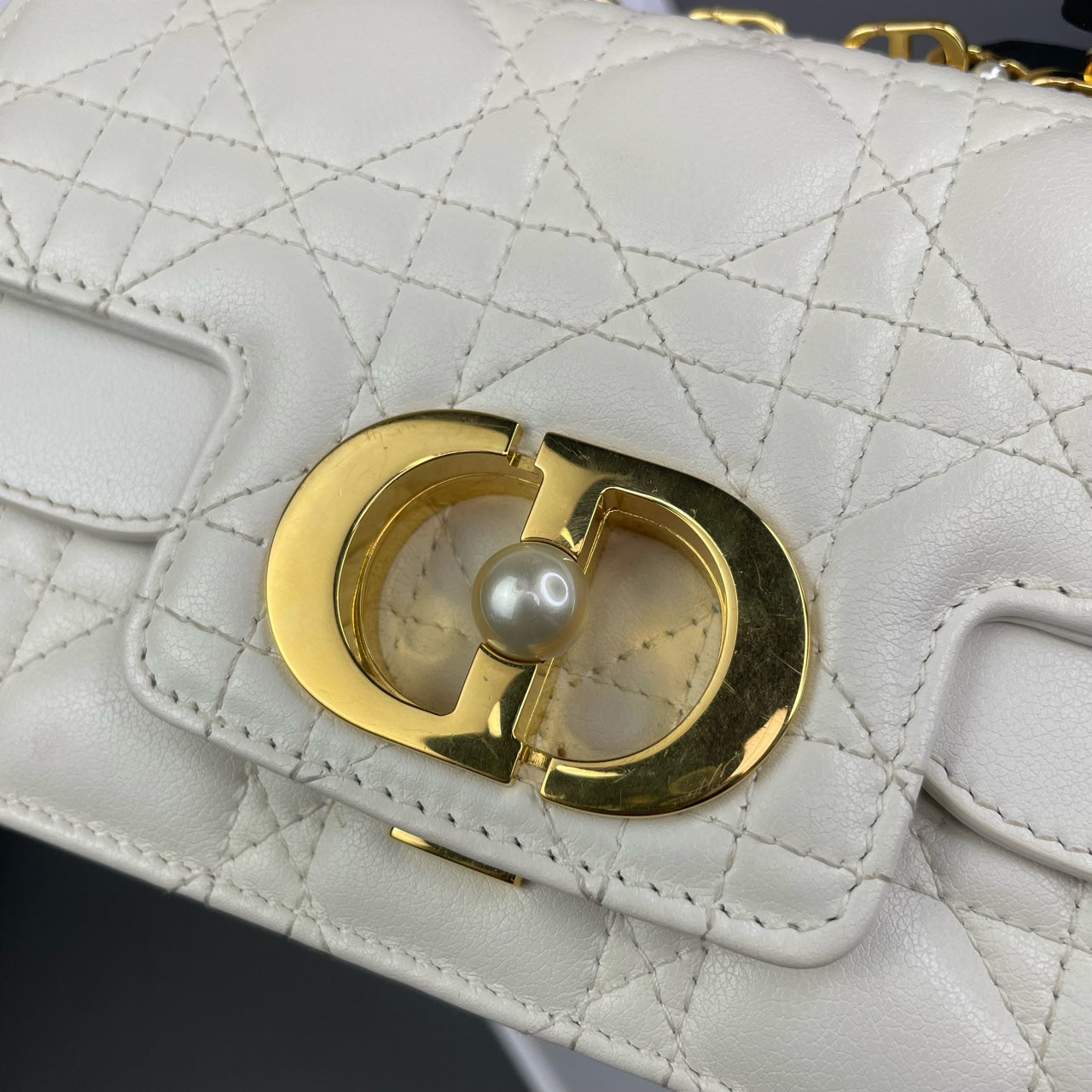 Dior - Mini Jolie Pearl Bag - Grained calfskin leather - White - (mini)