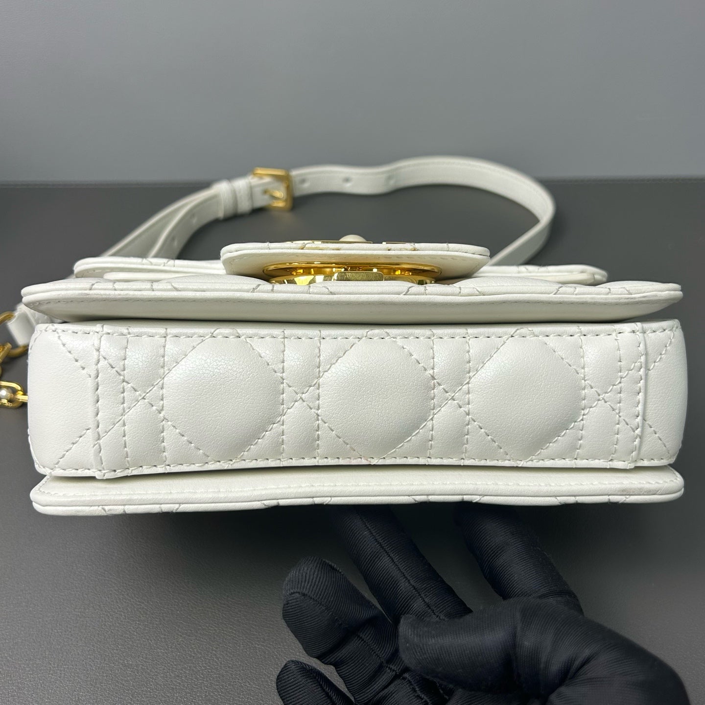 Dior - Mini Jolie Pearl Bag - Grained calfskin leather - White - (mini)