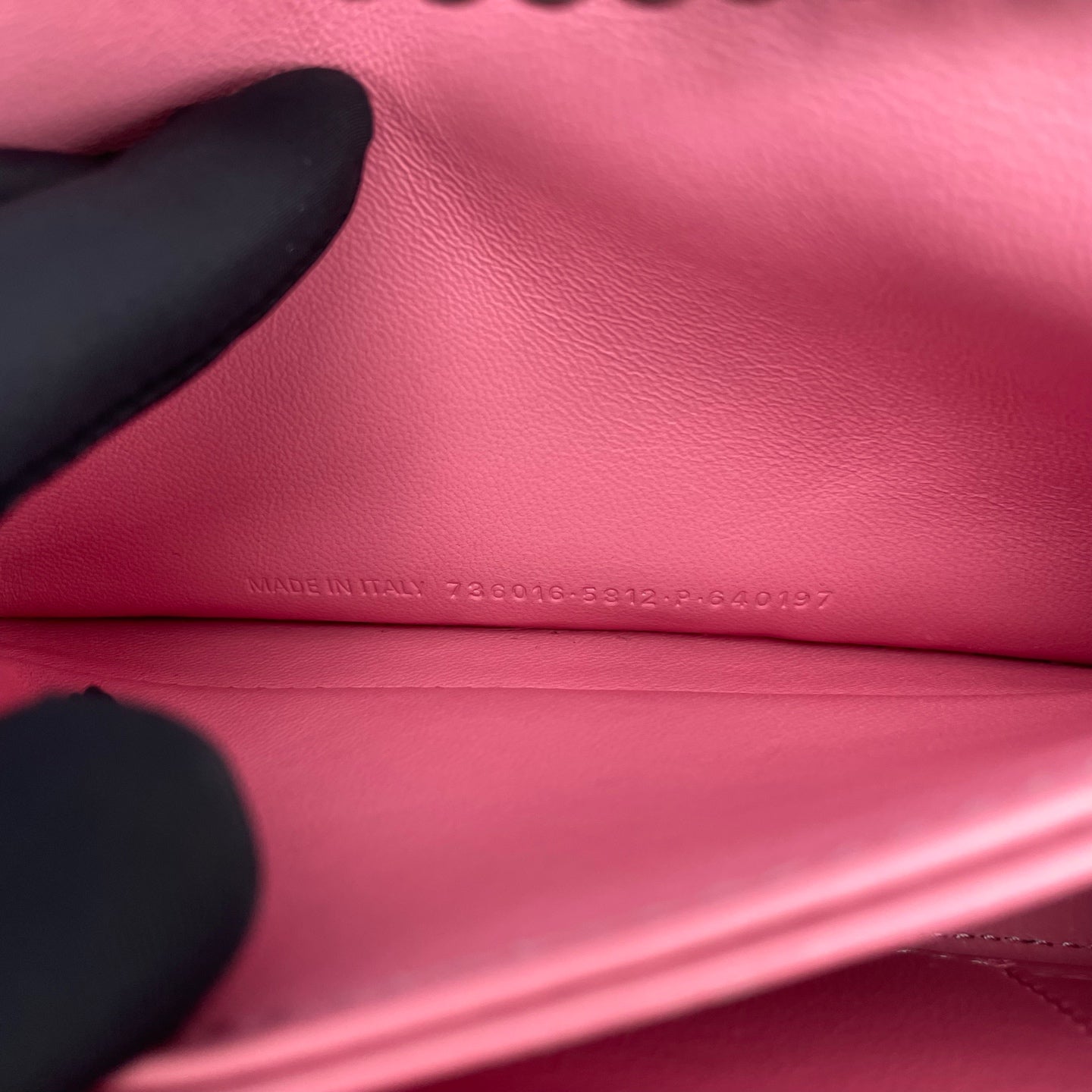 Balenciaga - Hourglass Chain Wallet - Leather - Pink - (mini)