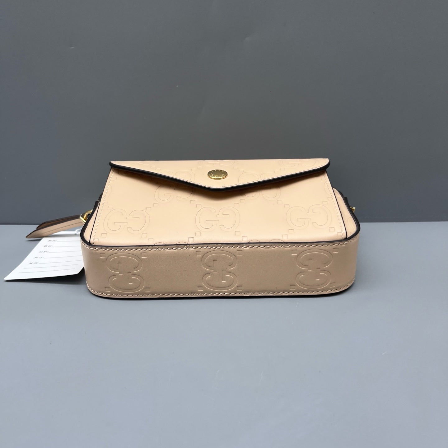 Gucci - Embossed GG Camera Bag - Leather - Beige - (mini)