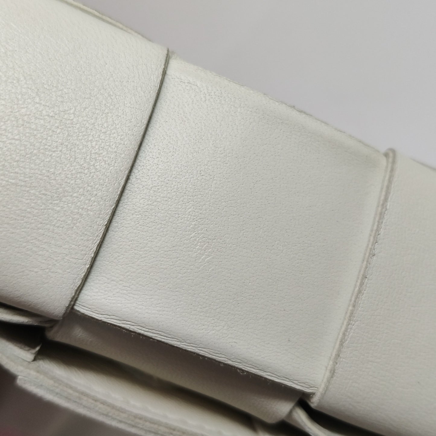 Bottega Veneta - Cassette Bag - Lambskin leather - White - (medium)