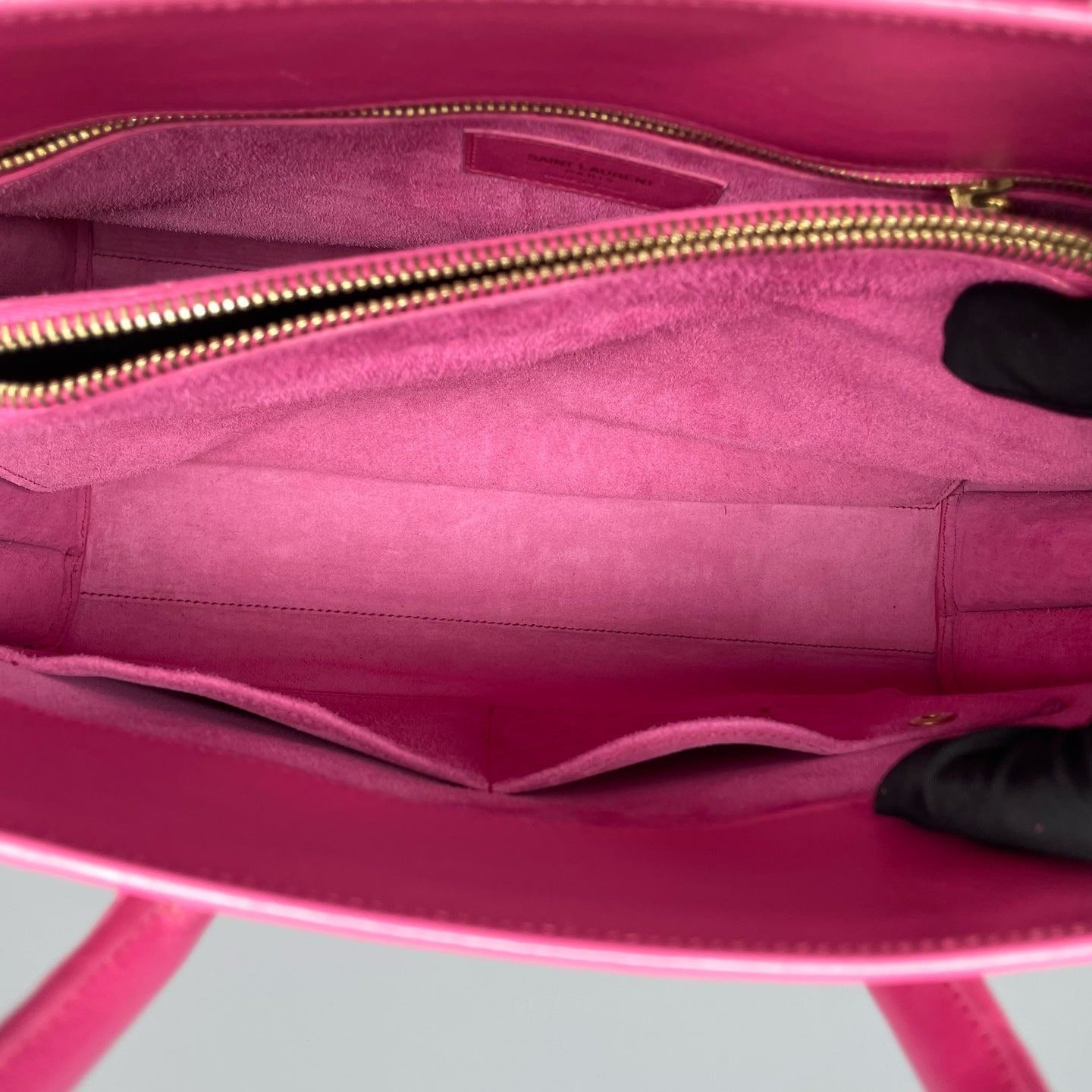 Saint Laurent - Sac de Jour (Accordion Handbag) - Calfskin leather - Pink with Gold-Tone Hardware - (medium)