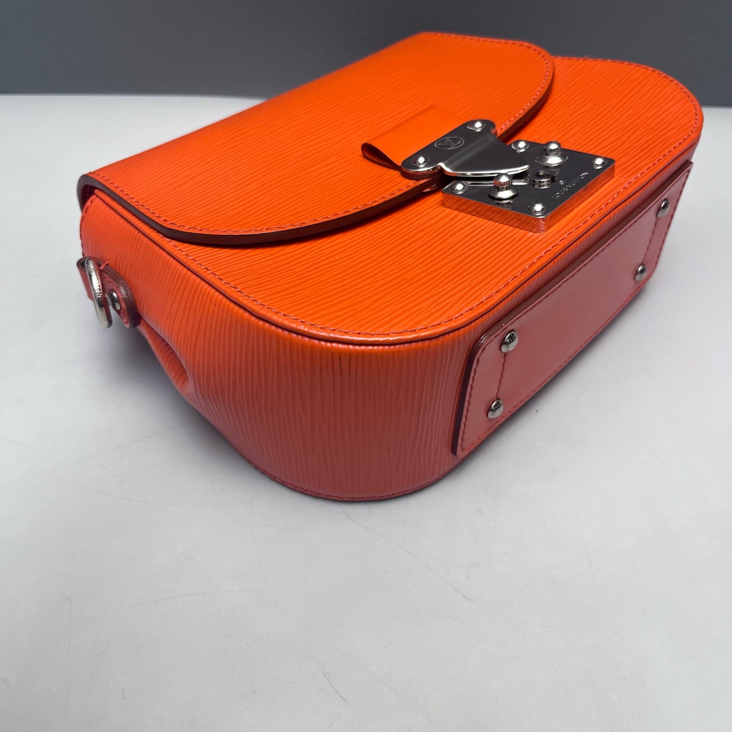 Louis Vuitton - Eden - Epi leather - Orange - (Medium)