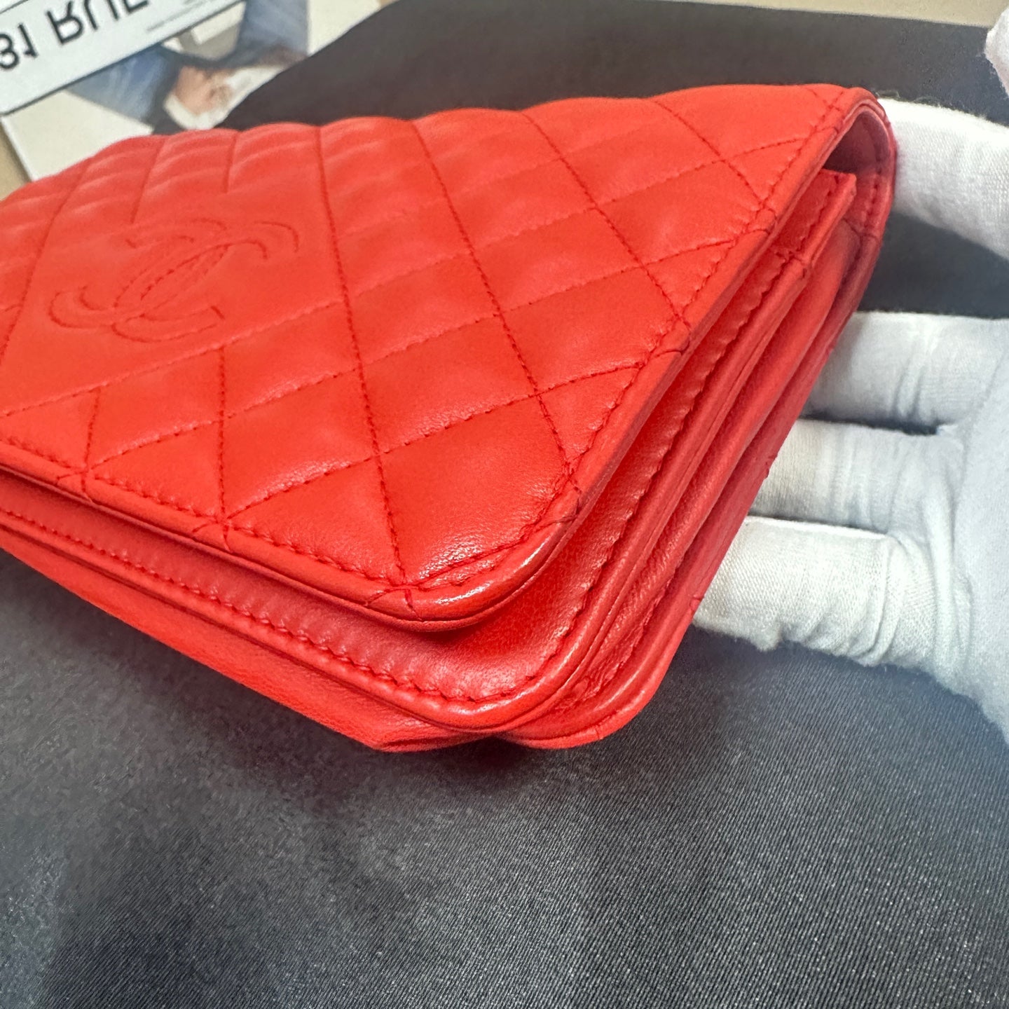 Chanel - Wallet on Chain (WOC) - Lambskin leather - Red - (Mini)