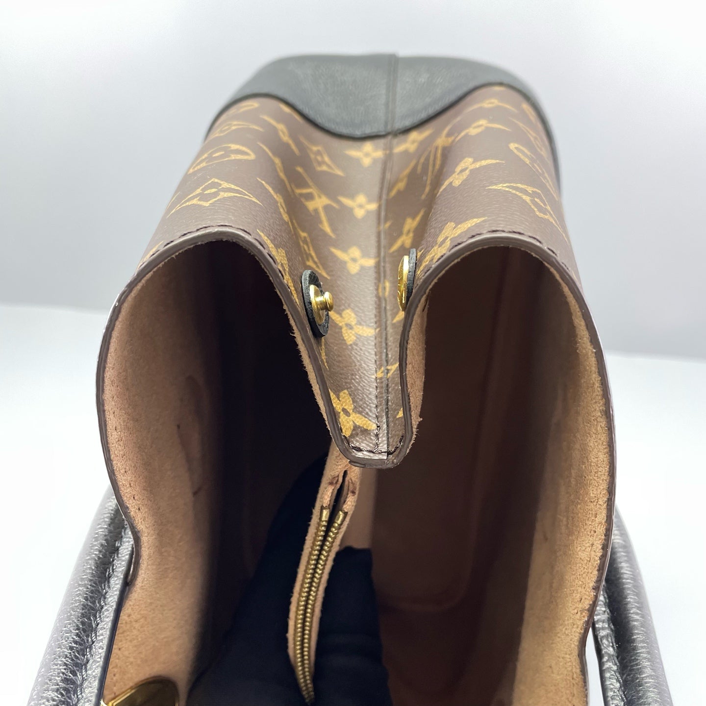 Louis Vuitton - Flandrin Tote - Monogram coated canvas with black grained leather trim - Monogram Brown with Black trim - (Medium)