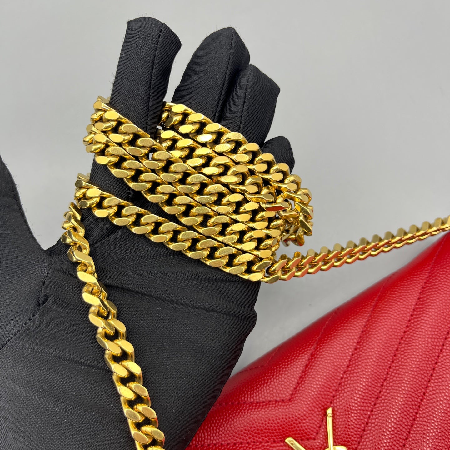 Saint Laurent - Monogram Envelope Bag - Grain de Poudre embossed leather - Red - (medium)