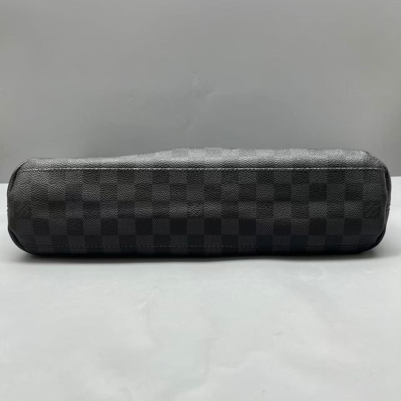 Louis Vuitton - Mick Messenger Bag - Damier Graphite Canvas with leather trim - Black - (Large)