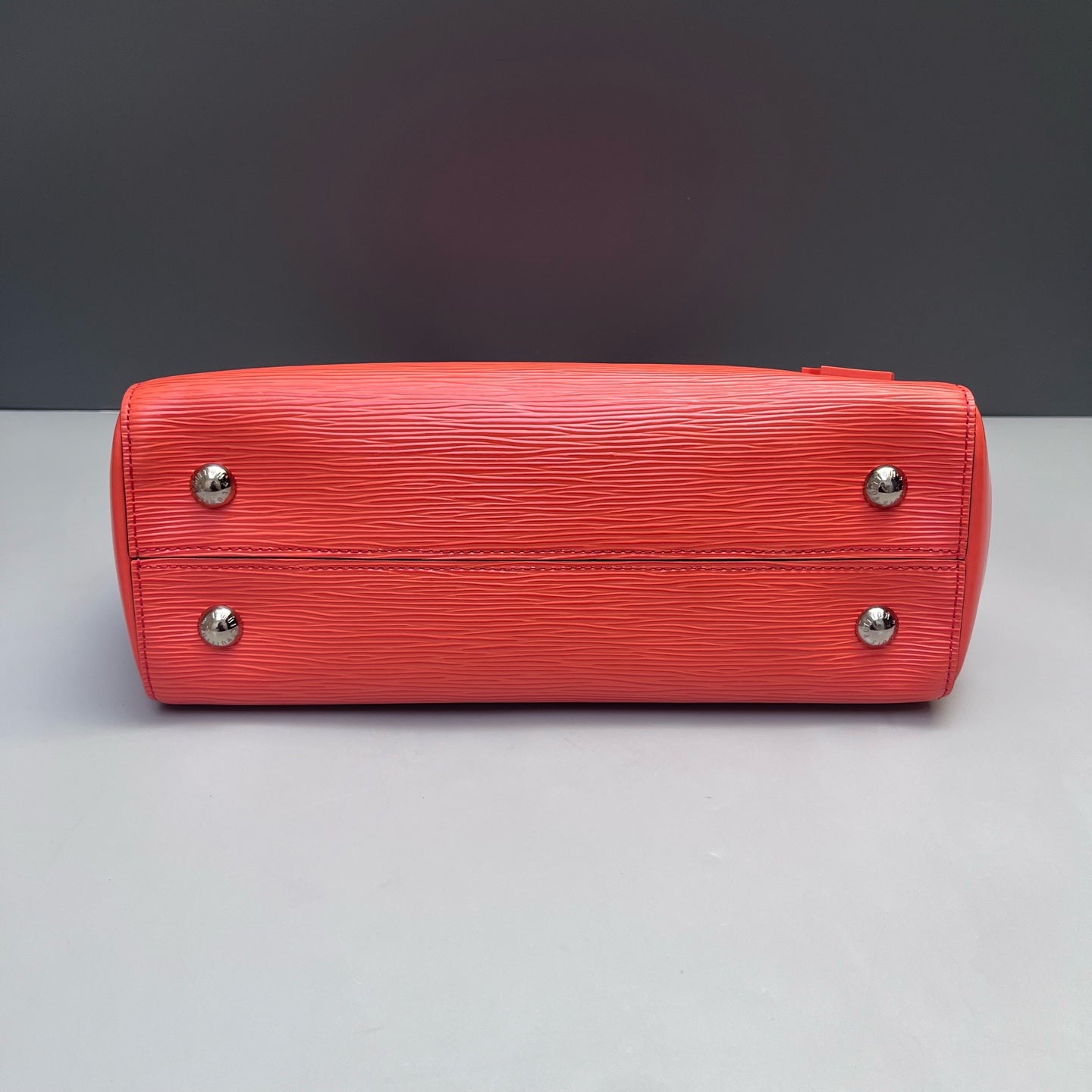 Louis Vuitton - Cluny - Leather - Orange - (medium)